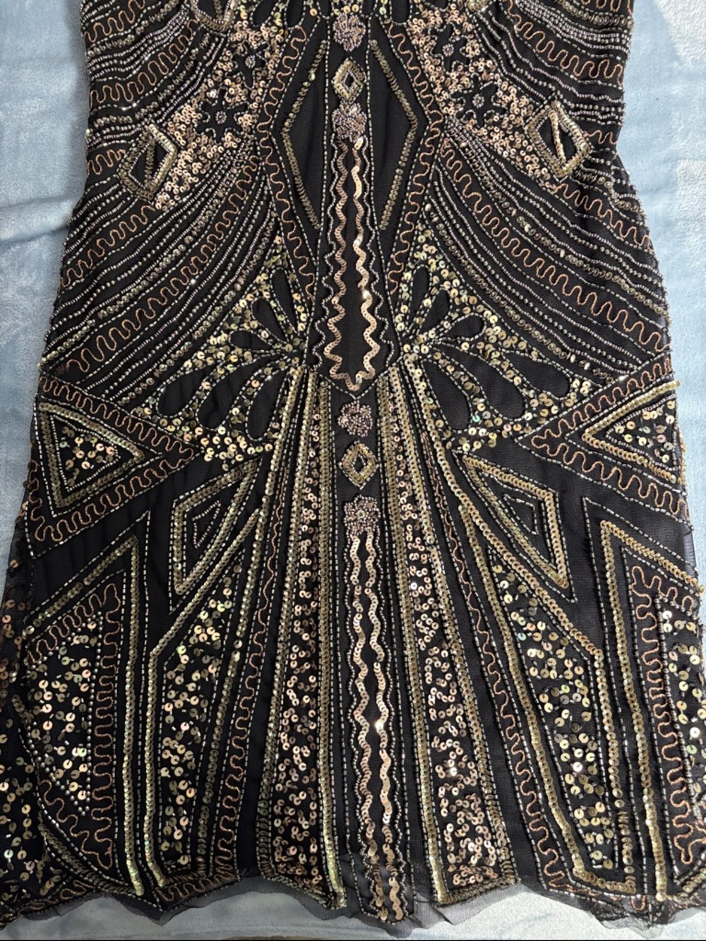 Pisarro Nights Elegant Sequin and Beaded Embellished Sleeveless Dress - Picture 12 of 14